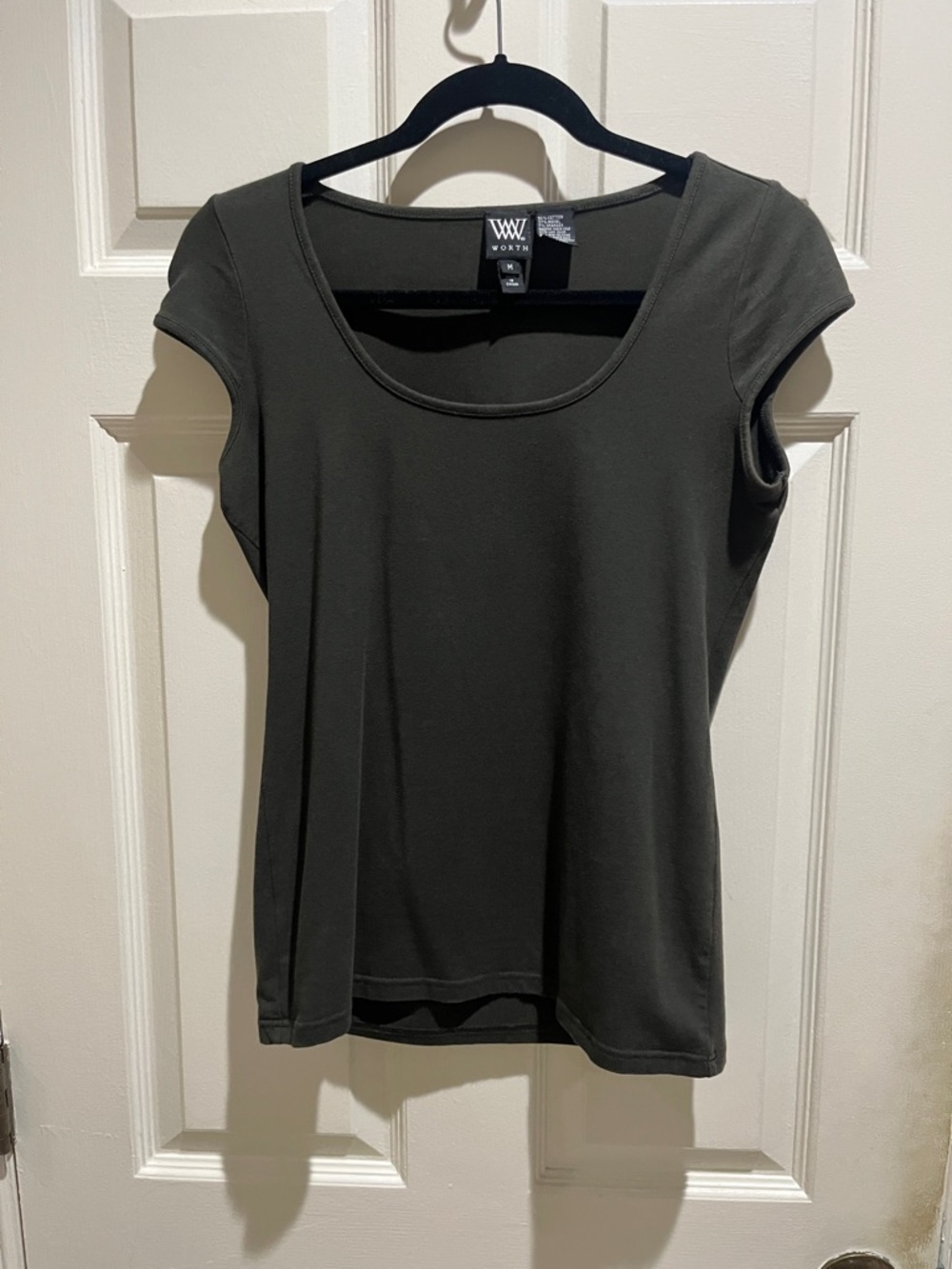 Worth Scoop Neck Cap Sleeve Tee in Olive